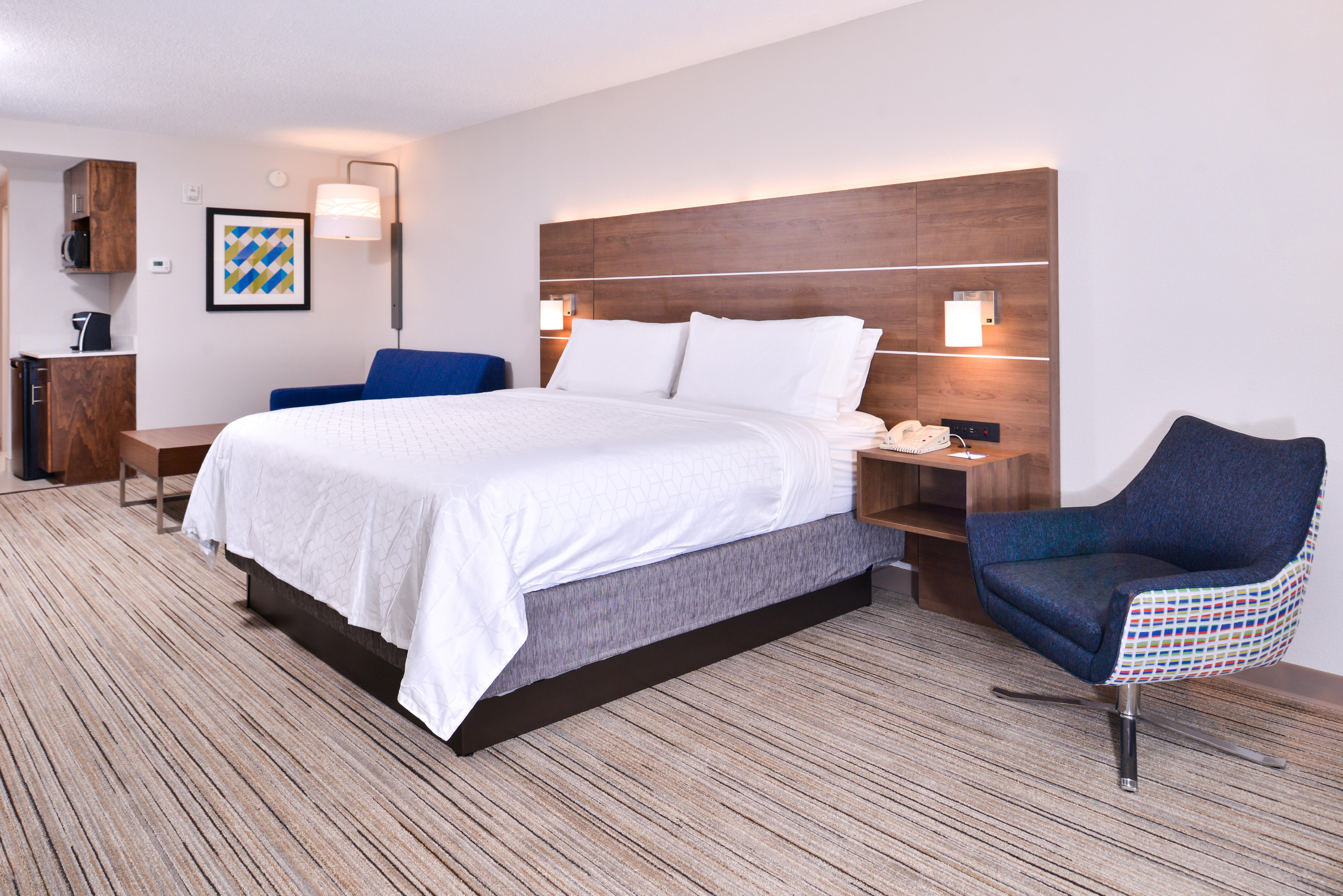 Holiday Inn Express Hotel & Suites Tampa-Anderson Road-Veterans Exp By Ihg West Chase Exterior photo