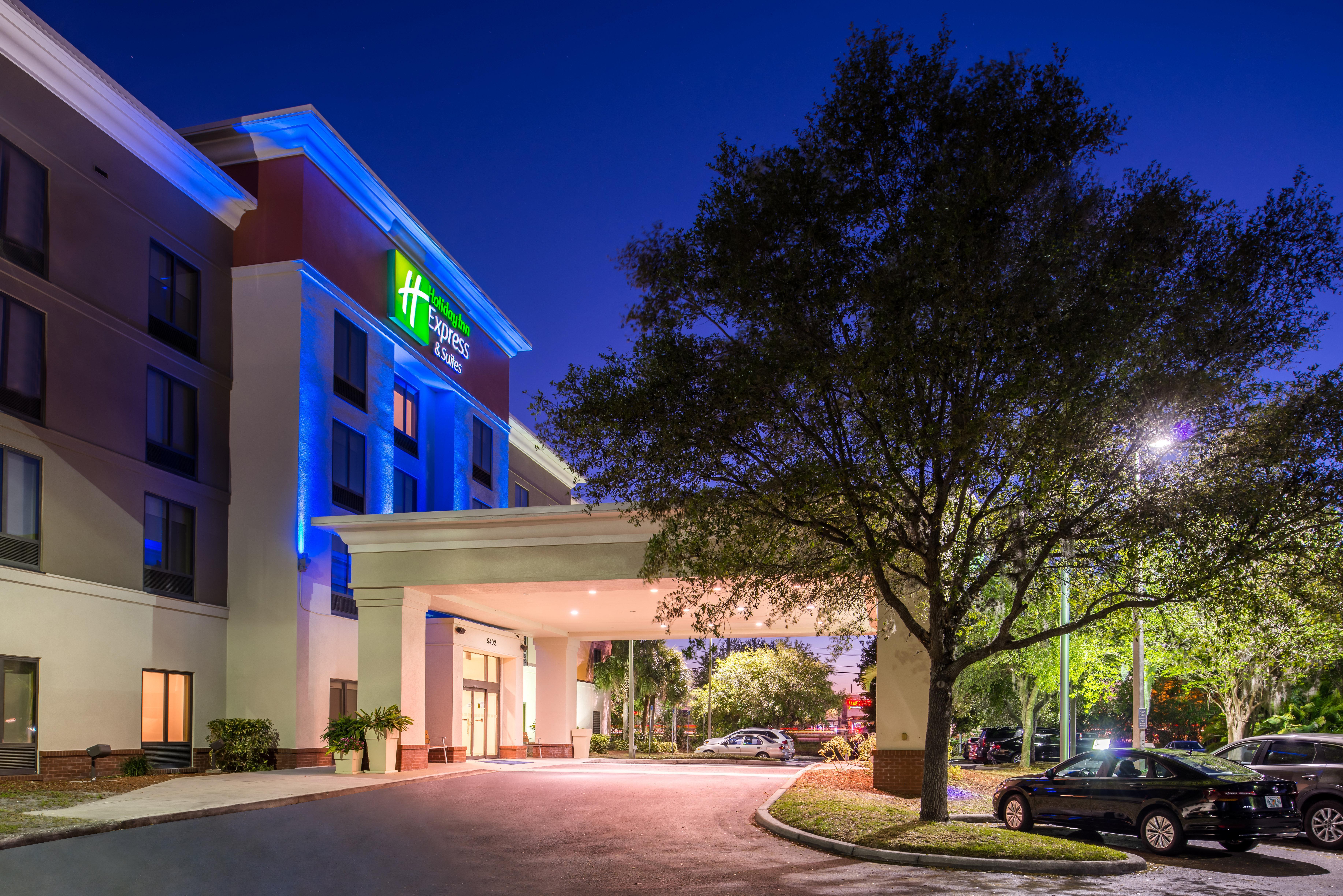 Holiday Inn Express Hotel & Suites Tampa-Anderson Road-Veterans Exp By Ihg West Chase Exterior photo