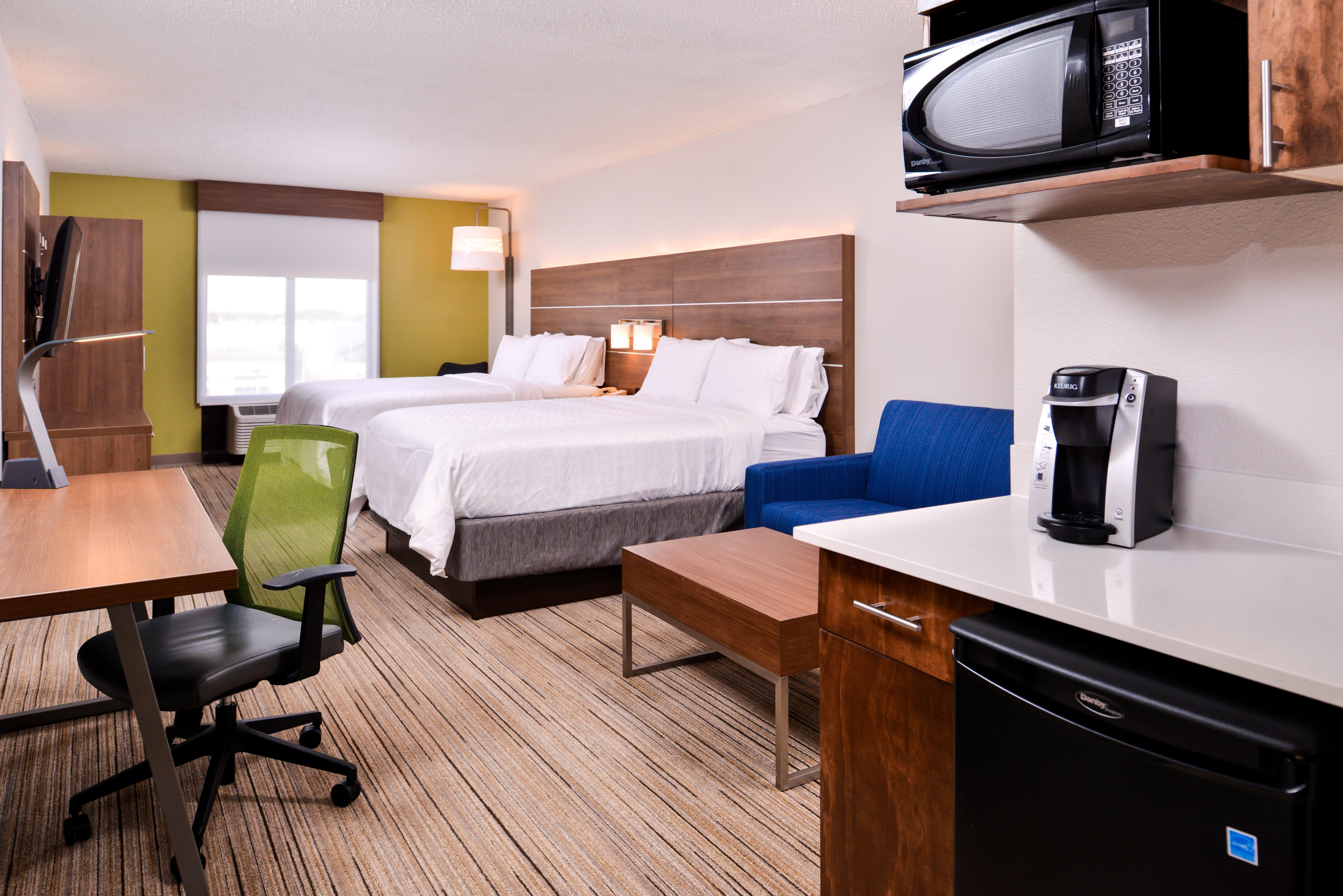 Holiday Inn Express Hotel & Suites Tampa-Anderson Road-Veterans Exp By Ihg West Chase Exterior photo